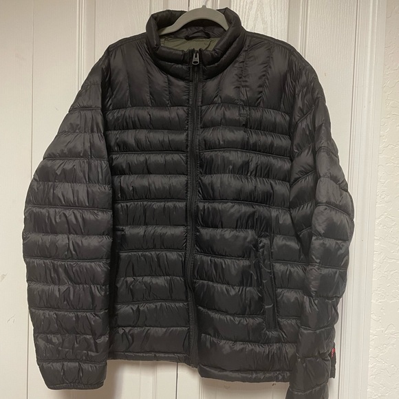 Levi’s Black Men’s Quilted  Puffer Jacket Red tab Logo Size XXL - Picture 6 of 16